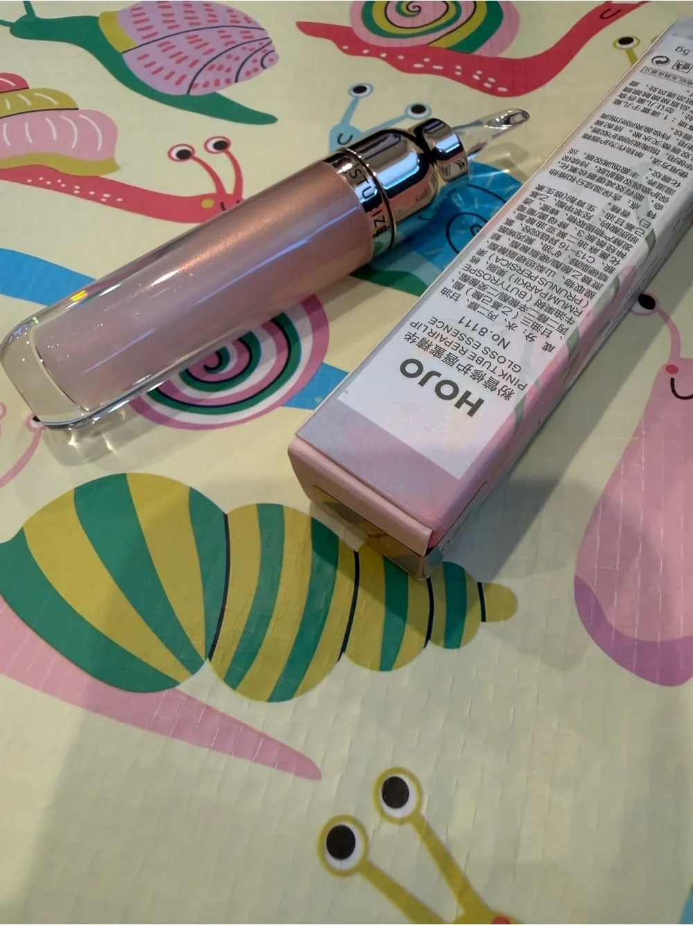 Hojo Sheer Light Pink Shimmery Lip Gloss